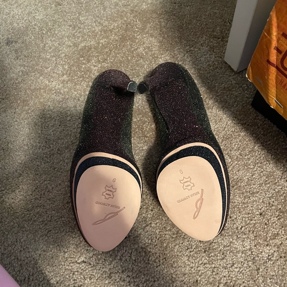 NIB BRIAN ATWOOD BFFONTANNE IN GOLD / BLACK TX SIZE 9M - Picture 7 of 9